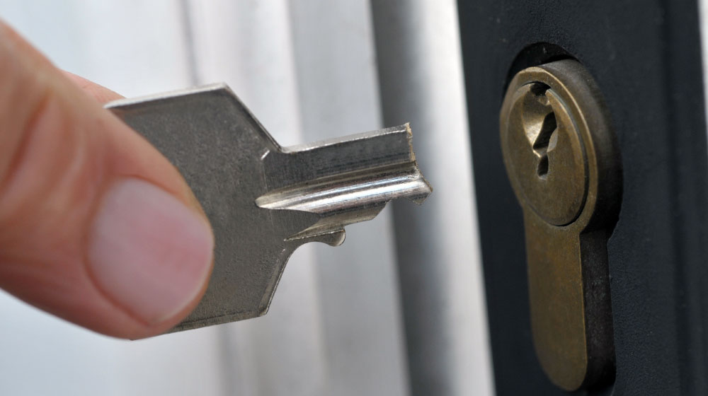 Ouverture de porte à Fréjus pour porte claquée, clé perdue ou serrure bloquée